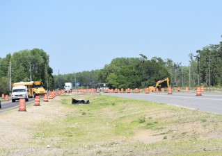 SR 52 traffic is now separated by a median on the east end of the project (5-4-2023 photo)