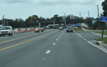 Both directions of traffic are shifted to the west side of the US 19 corridor near Yulee Drive (2/19/20 photo)