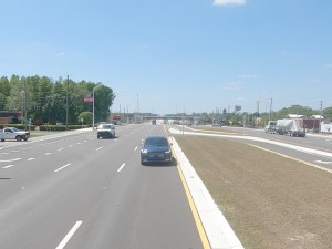 Looking west towards I-75 on eastbound SR 50 (March 30, 2023 photo)