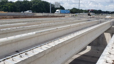 I-75 northbound over Woodberry Rd, preparing for deck pour - July 2020