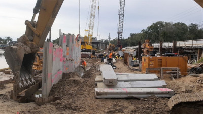 Halls River Bridge Cutting Concrete Sheet Pile Panels Nov 2018