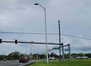 New street lighting installed at the US 19 / US 98 intersection (July 2023 photo)