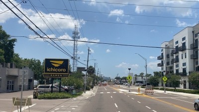 N Florida Ave at W Giddens Ave – Mid-Block Crossing