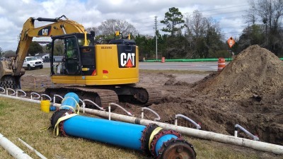 Relocating a water main along US 41 near Mossy Timber Blvd. (2/17/2022 photo)