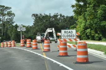 The 7th Street connection to US 98/US 301 south of downtown Dade City is closed for construction (9-8-2025 photo)
