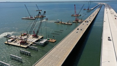 Image of Howard Frankland Bridge demolition work (Photo February 2026)