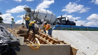 Halls River Bridge Project Buidling Gravity Wall August 2018