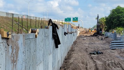 I-275 MSE (Mechanically Stabilized Earth) Wall Installation Looking North May 2022