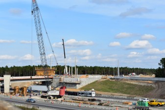 Looking northeast at bridge construction over I-75 (12/9/2021 photo)