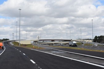Looking north at the new interchange I-75 from the entrance ramp onto southbound I-75 (1/13/2023 photo)