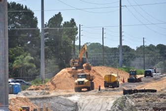 Looking west at construction on the west side of I-75 at Overpass Rd. (7/26/2021 photo)
