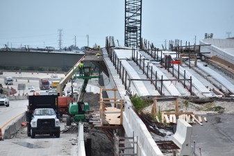 Construction of I-275 express lane connections to new SR 690 at the Roosevelt Boulevard interchange  (5-9-2023 photo)