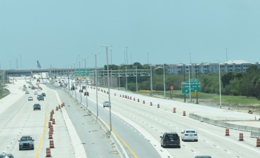 Looking south over I-275 at widening work for express lanes (6-5-2023 photo)