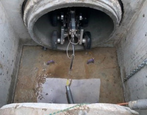 Drainage pipes are inspected by video (November 16, 2020 photo)