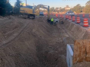 Installing drainage pipes next to SR 50 (December 8, 2020 photo)