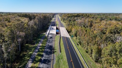 Looking west over SR 50 at the Little Withlacoochee River (10-31-2025 photo)