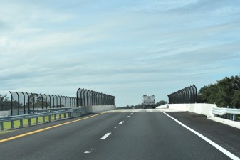 Looking west at the approach to the bridge over the railroad tracks (12-9-2025 photo)