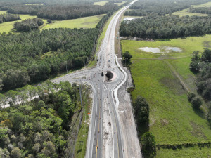 Looking southeast over US 98 at the new roundabout at SR 471 (10-28-2026 photo)
