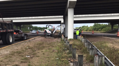 Guardrail removal work under I-75 at SR 674 --- April 2020