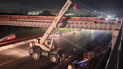 Crews place pedestrian bridge structure over SR 60 (May 2026 photo)