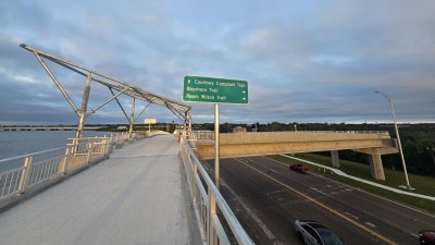 Looking west at the newly installed canopy structure on the SR 60 pedestrian bridge (September 2026 photo)