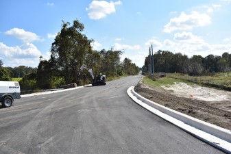 Looking south at a reconstructed Citrus Way roadway on the south side of US 98 (11/3/2022 photo)