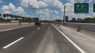 A new lane opened on August 7 just after the northbound I-275 Exit 39 ramp to SR 60 to eliminate the need to merge in this area. (August 7, 2020 photo)