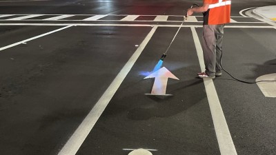 Image showing crews installing roadway shields along SR 553 (Park Road) from US 92 (Baker Street) to north of I-4 (August 2026)