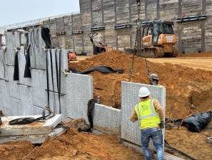 Building a wall at the bridge over the railroad tracks and Old Lakeland Highway (12-10-2025 photo)