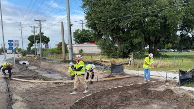 Image showing crews preparing driveway for concrete pour along eastbound SR 60 before SR 39 (Photo April 2026)