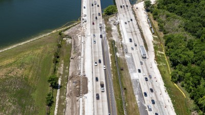 Image of southbound and northbound I-75 showing widening of travel lanes to the south of the Tampa Bypass Canal (Photo April 2026)