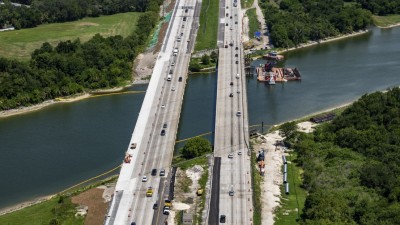 Image of southbound and northbound I-75 showing widening over the Tampa Bypass Canal (Photo June 2026)