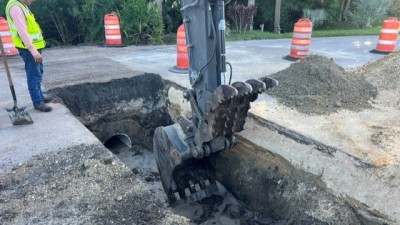 Excavating for pipe crossing at 119th ave N (August 2026 photo)