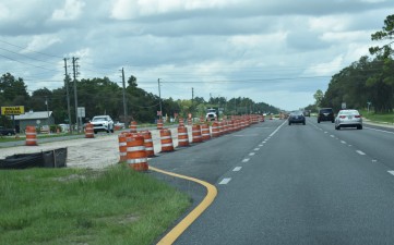 Looking south on US 19 at work in the median leading up to the Hexam Road / Chicago Avenue intersection (7/7/2022 photo)