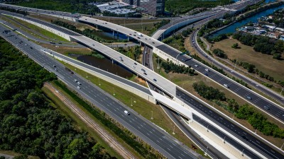 View of SR 60 showing newly constructed ramp to westbound Independence Parkway (November 2025)