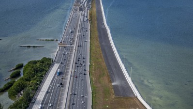 Aerial View of NB and SB I-275 travel lanes approaching the Howard Frankland Bridge showing the newly constructed shared use path (December 2025 photo)