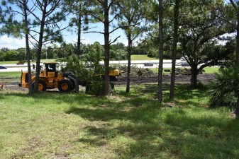 Clearing for the widening has begun along the southbound I-275 exit ramp to 54th Avenue N (8-12-2025 photo)
