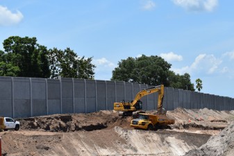 Permanent noise barrier wall is being installed along the west side of I-275 north of 54th Ave N (5-21-2026 photo)