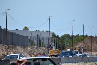 Noise barriers are being installed along the west side of I-275 north of 54th Avenue N (5-21-2026 photo)