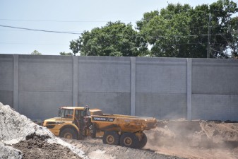 Work is active north of 54th Ave N where noise barriers are also being installed along the west side of I-275 (5-21-2026 photo)