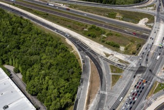 Looking southwest over SR 56 at construction of the northbound I-275/I-75 exit ramp to SR 56 (4/14/2021 photo)